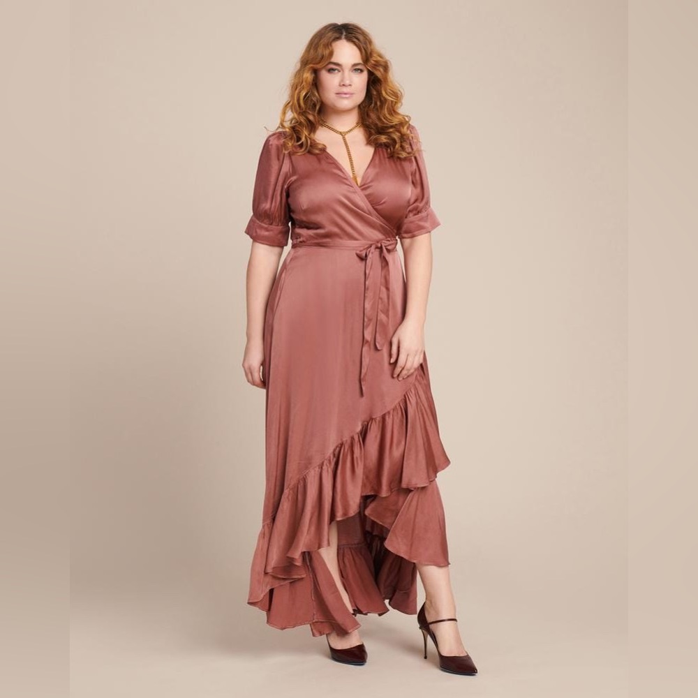 Selkie Seaside Gown (Coconut, size Large (L))